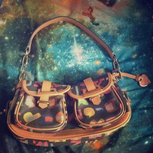 Dooney & Bourke Hand Bag *FREE 🎁 W/PURCHASE*